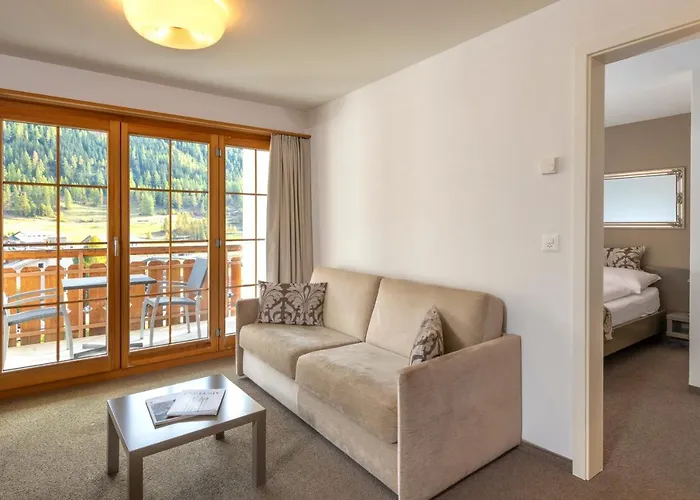 Allegra מלון צואוץ